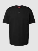 HUGO T-Shirt mit regulärem Schnitt und Label-Print in Black, Größe L