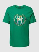 Tommy Hilfiger Regular Fit T-Shirt mit mehrfarbigem Label-Stitching in...