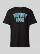 Tommy Jeans T-Shirt mit Label-Print in Black, Größe L