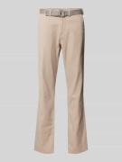 MCNEAL Slim Fit Hose mit Knopfverschluss und Gürtel in Beige, Größe 10...