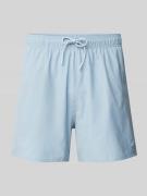 Emporio Armani Regular Fit Badeshorts mit Logo-Badge in Blau, Größe S
