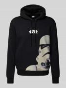 s.Oliver RED LABEL Regular Fit Hoodie mit Starwars®-Artwork in Black, ...