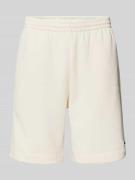 Lacoste Regular Fit Sweatshorts mit elastischem Bund in Offwhite, Größ...