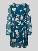 ZABAIONE Knielanges Kleid mit Plisseefalten in Taupe, Größe XL