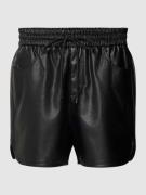 Esprit Shorts aus Visksoe mit elastischem Bund in Black, Größe 42