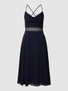 V.M. Cocktailkleid mit Wasserfall-Ausschnitt in Dunkelblau, Größe 32
