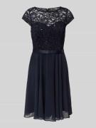 Jake*s Cocktail Cocktailkleid mit Häkelspitze in Marine Melange, Größe...