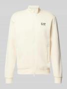 EA7 Emporio Armani Sweatjacke mit Label-Print in Offwhite, Größe M