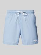 HUGO Relaxed Fit Badeshorts mit Label-Print Modell 'HAITI' in Hellblau...