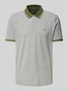 Fynch-Hatton Regular Fit Poloshirt mit Logo-Stitching in Oliv, Größe 3...