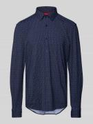 HUGO Slim Fit Business-Hemd mit Knopfleiste Modell 'Kenno' in Weiss, G...