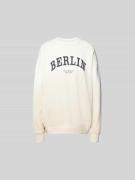 Lala Berlin Oversized Sweatshirt mit Statement-Print in Ecru, Größe L