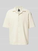 BOSS Freizeithemd mit Reverskragen Modell 'LARS' in Offwhite, Größe M