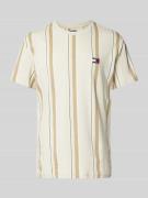 Tommy Jeans Regular Fit T-Shirt aus reiner Baumwolle mit Label Stitchi...