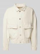 Calvin Klein Jeans Trucker Jacket mit Pattentaschen in Weiss, Größe L