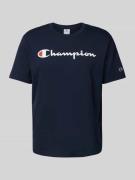 CHAMPION T-Shirt mit Label-Print in Marine, Größe L