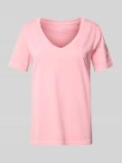 Gant T-Shirt mit geripptem V-Ausschnitt in Pink, Größe L