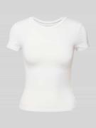 Review Slim Fit T-Shirt mit gummiertem Label Print in Weiss, Größe L