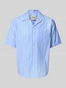 Scotch & Soda Regular Fit Freizeithemd mit Lochstickerei in Hellblau, ...