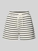 Pieces Regular Fit Bermudas mit elastischem Bund Modell 'CHILLI' in We...