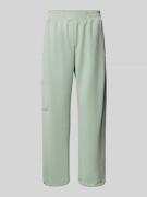 Christian Berg Woman Relaxed Fit Sweatpants mit Cargotasche in Lind, G...
