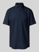 Jake*s Slim Fit Kurzarmhemd in kurzärmeligem Design in Marine, Größe 3...