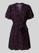 Only Tailliertes Minikleid mit Bindegürtel Modell 'NOVA' in Black, Grö...