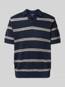 MCNEAL Relaxed Fit Poloshirt mit V-Ausschnitt in Dunkelblau, Größe L