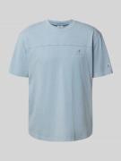 CHAMPION T-Shirt mit Logo-Badge in Hellblau, Größe L