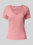 Tommy Jeans Slim Fit T-Shirt mit V-Ausschnitt in Rosa, Größe M