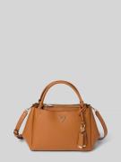 Guess Satchel Bag mit Label-Applikation Modell 'TALENT' in Cognac, Grö...