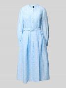 Marc Cain Midikleid aus Leinen-Seide-Mix mit Gürtel in Hellblau, Größe...