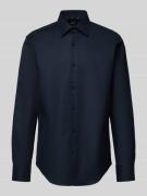 BOSS Regular Fit Businesshemd mit Strukturmuster in Marine, Größe 39
