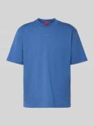 HUGO T-Shirt mit Label-Print Modell 'Dapolino' in Rauchblau, Größe L