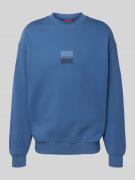 HUGO Sweatshirt mit Label-Print Modell 'Split Hugo' in Rauchblau, Größ...