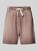 ANOTHER COTTON LAB Relaxed Fit Shorts mit Label-Print in Mittelbraun, ...