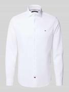 Tommy Hilfiger Tailored Slim Fit Businesshemd mit Kentkragen in Weiss,...