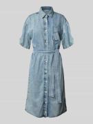 Mustang Knielanges Kleid mit Knopfleiste Modell 'Camilla' in Hellblau,...