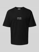 REVIEW T-Shirt mit Statement-Print in Black, Größe L