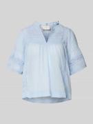 Neo Noir Relaxed Fit Bluse mit Häkelspitze Modell 'Siama' in Hellblau,...