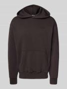 Levi's® Relaxed Fit Hoodie mit Känguru-Tasche in Black, Größe L