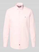 Tommy Hilfiger Tailored Slim Fit Businesshemd mit Kentkragen in Hellro...