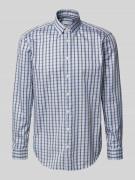 Christian Berg Men Regular Fit Freizeithemd mit Button-Down-Kragen in ...
