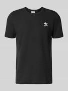 adidas Originals T-Shirt mit Label-Stitching in Black, Größe L