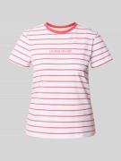 Guess Jeans Regular Fit T-Shirt mit Label-Stitching in Fuchsia, Größe ...
