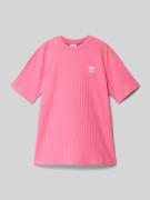 adidas Originals Wide Fit T-Shirt in Ripp-Optik in Pink, Größe 140
