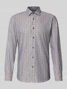 BOSS Slim Fit Businesshemd in Premiumqualität Modell 'HANK' in Sand, G...