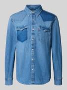 Levi's® Regular Fit Jeanshemd mit Brusttaschen und Label-Detail in Jea...