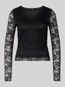 Vero Moda Slim Fit Langarmshirt in Spitzen-Optik Modell 'IBEN' in Blac...