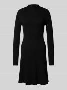 Vero Moda Leicht ausgestelltes Strickkleid aus Viskose-Mix Modell 'NAN...